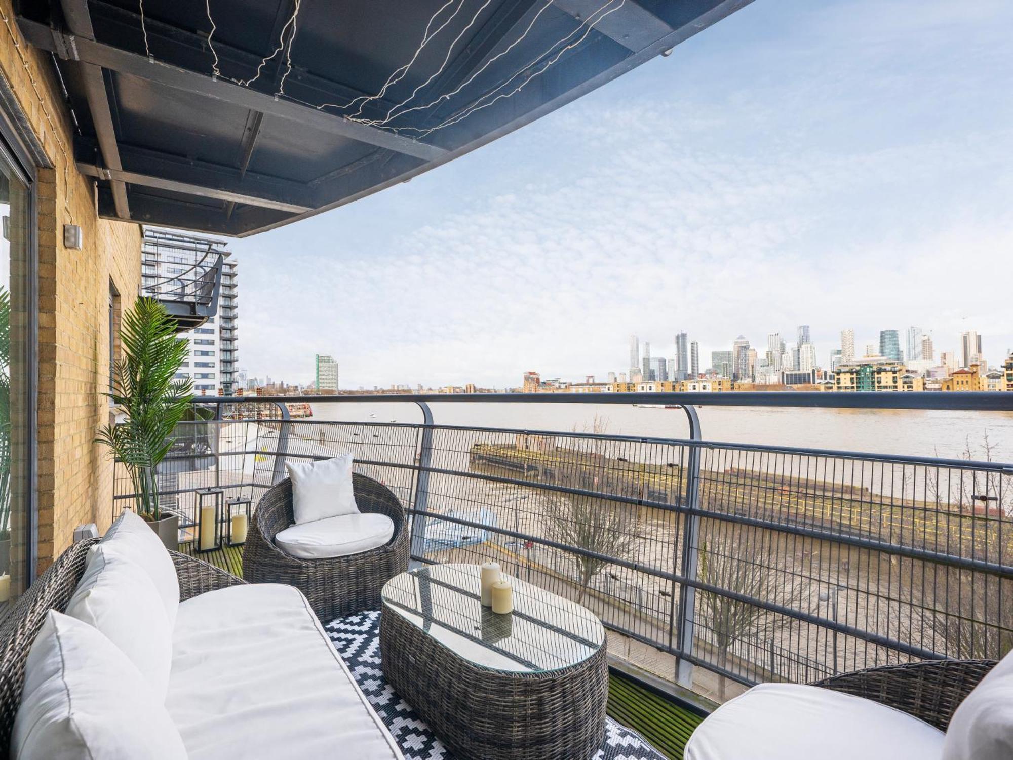 The View Greenwich - Luxury River Thames Apartment Londen Buitenkant foto
