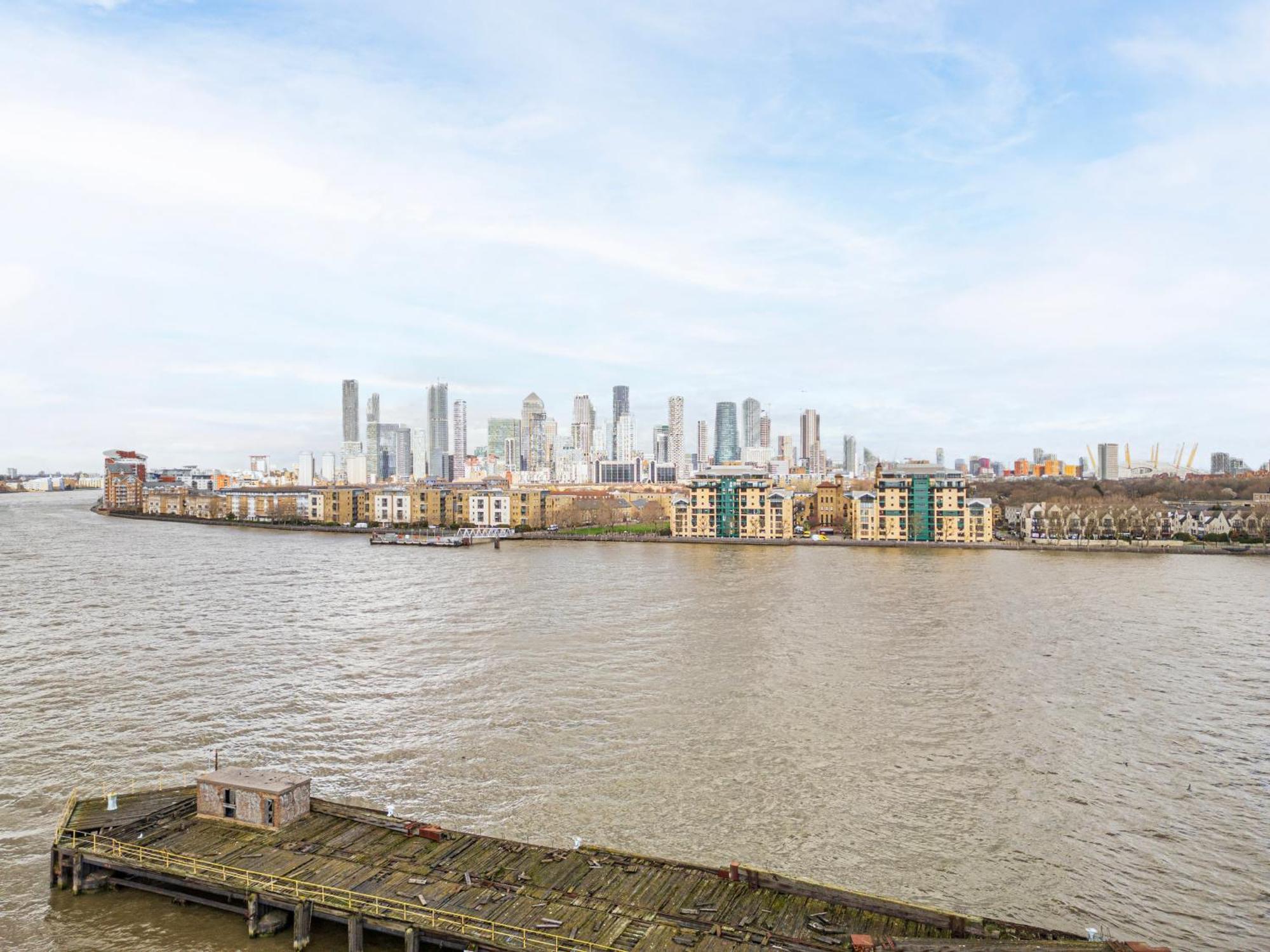 The View Greenwich - Luxury River Thames Apartment Londen Buitenkant foto